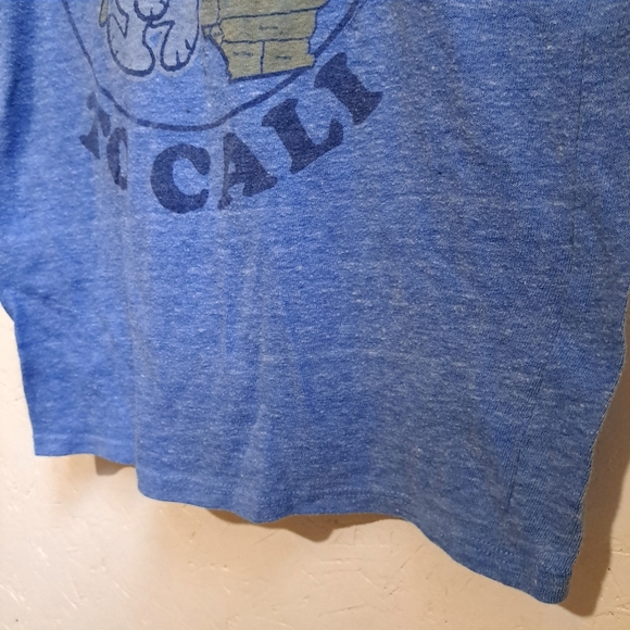 Junk food clothing | Blue Graphic Tee -snoopy Goin' Back to Cali - Picture 4 of 10